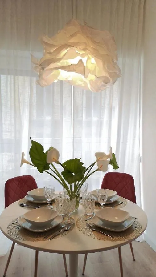So Fine Petruzzelli Flat Apartment Bari Italy