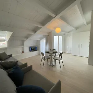 Imhome - Abruzzi , Milano Italia